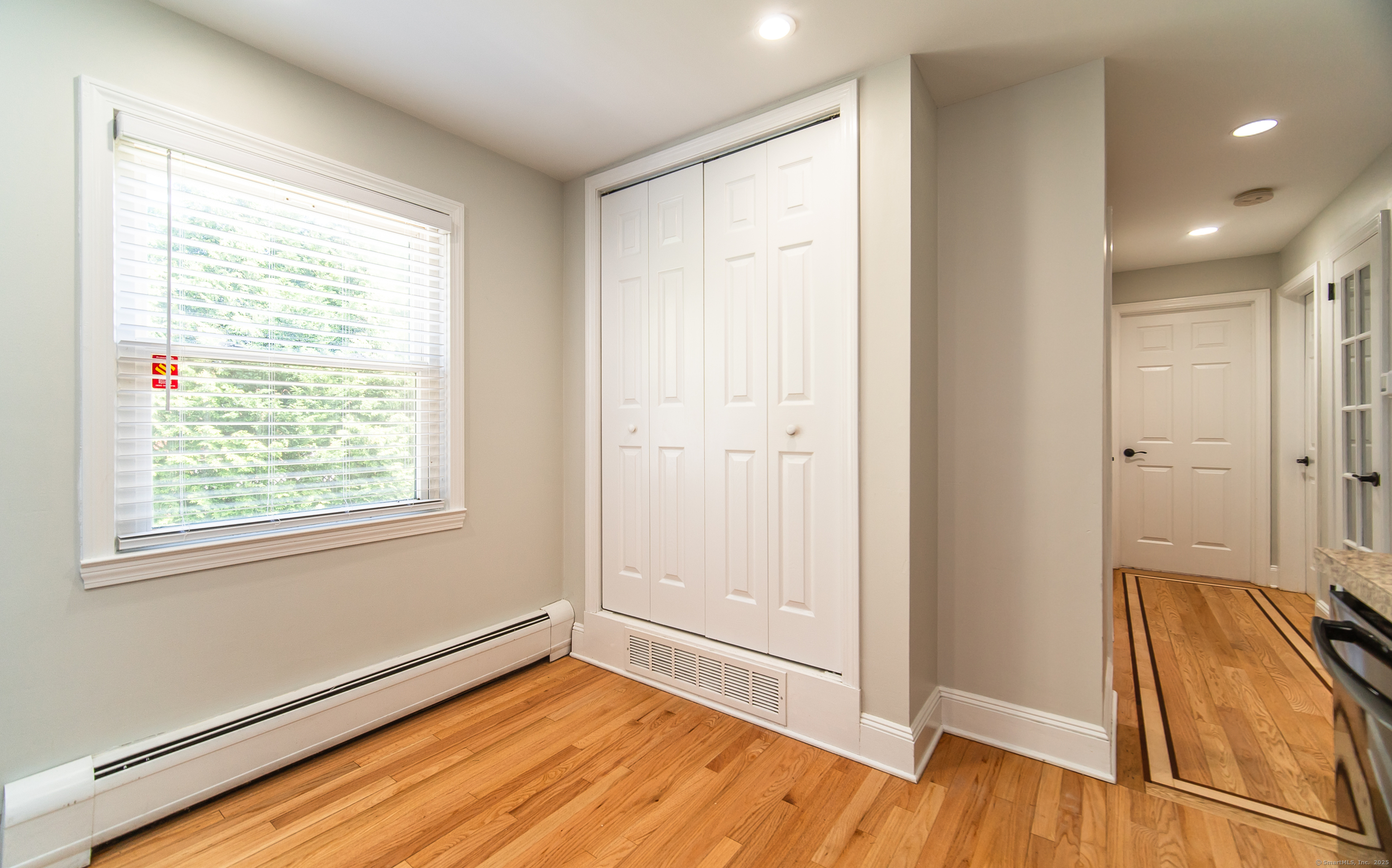 4070 Madison Avenue, Bridgeport, Connecticut image 11