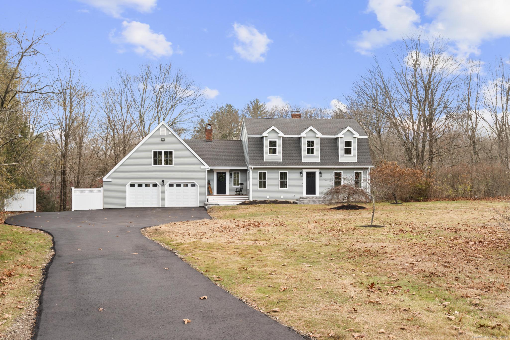 4 Roaring Brook Lane