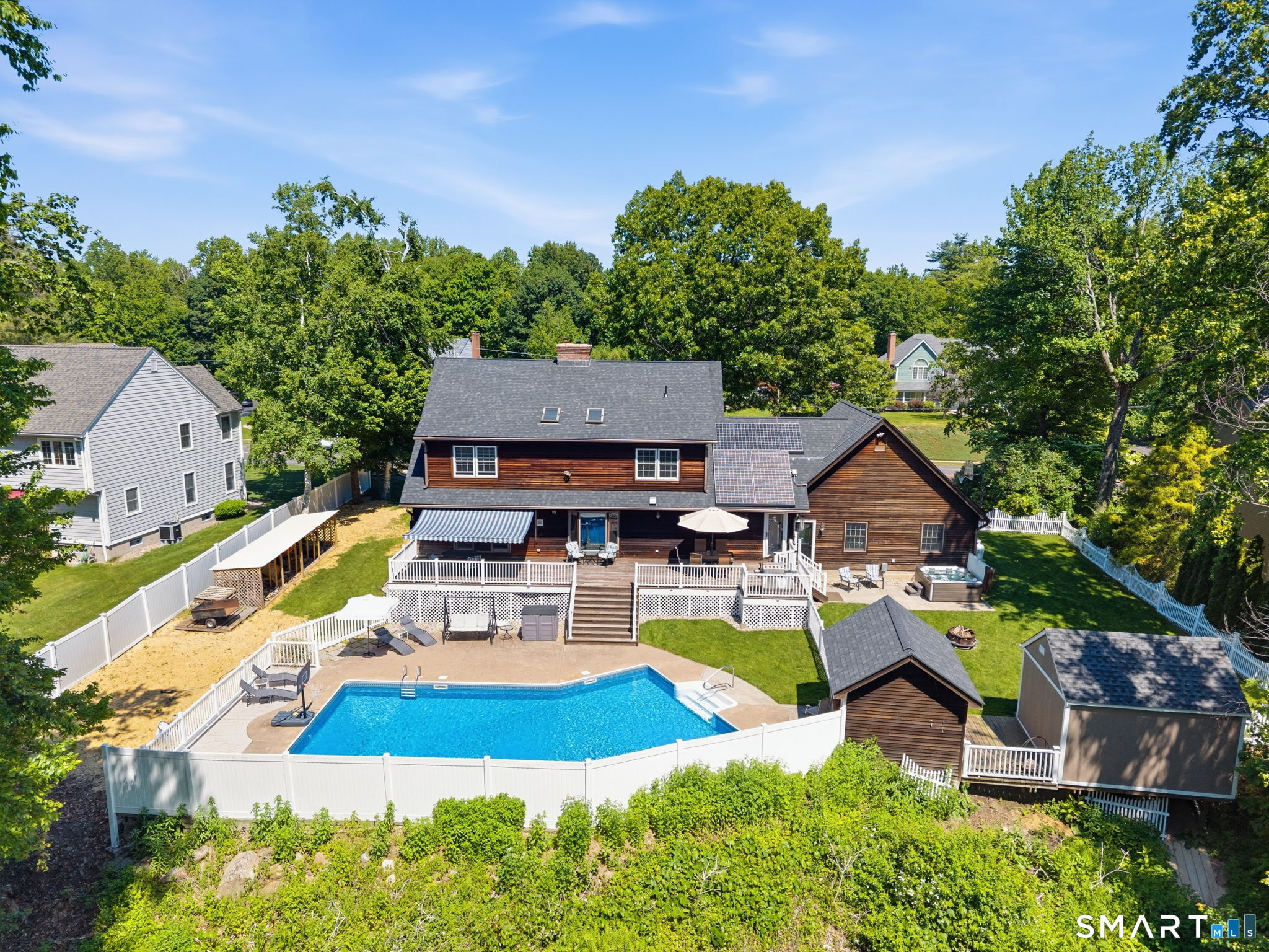447 Hart Street
