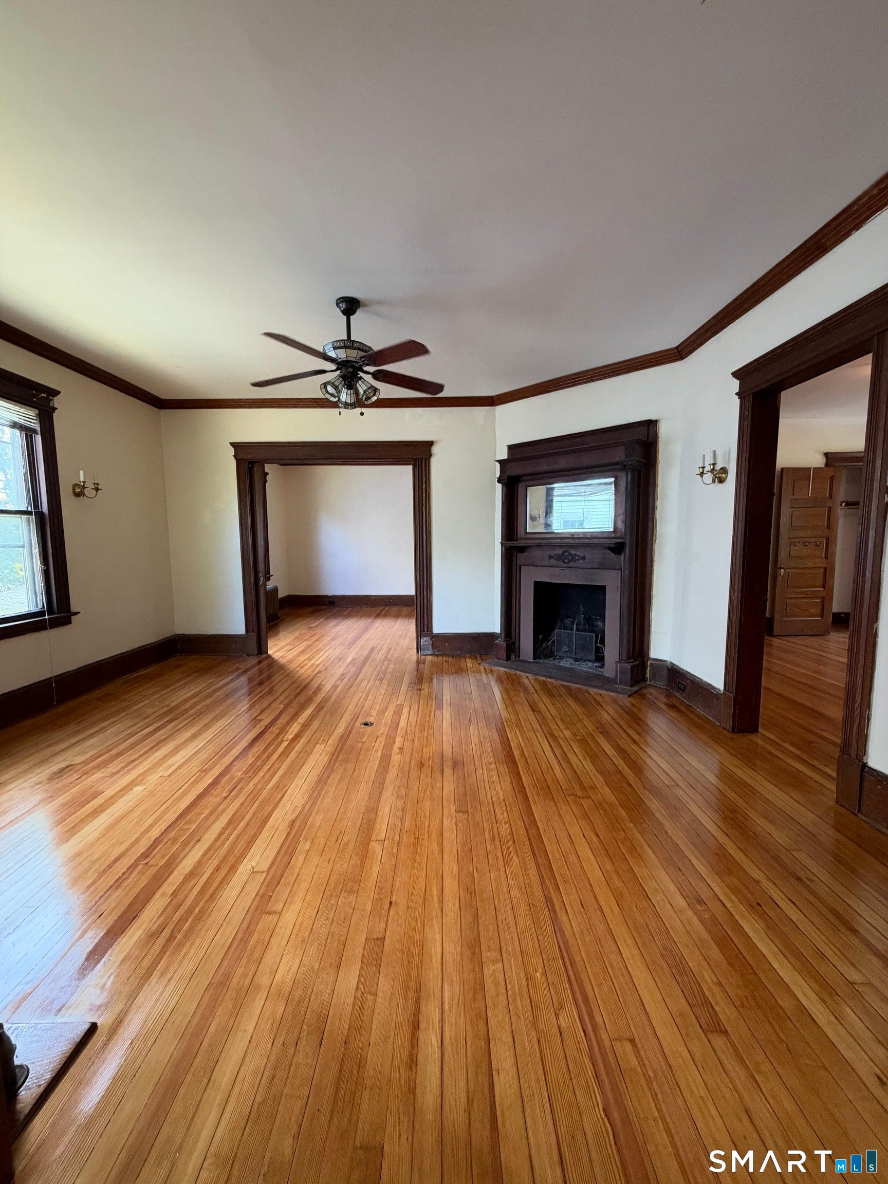 820 Elm Street Floor 2