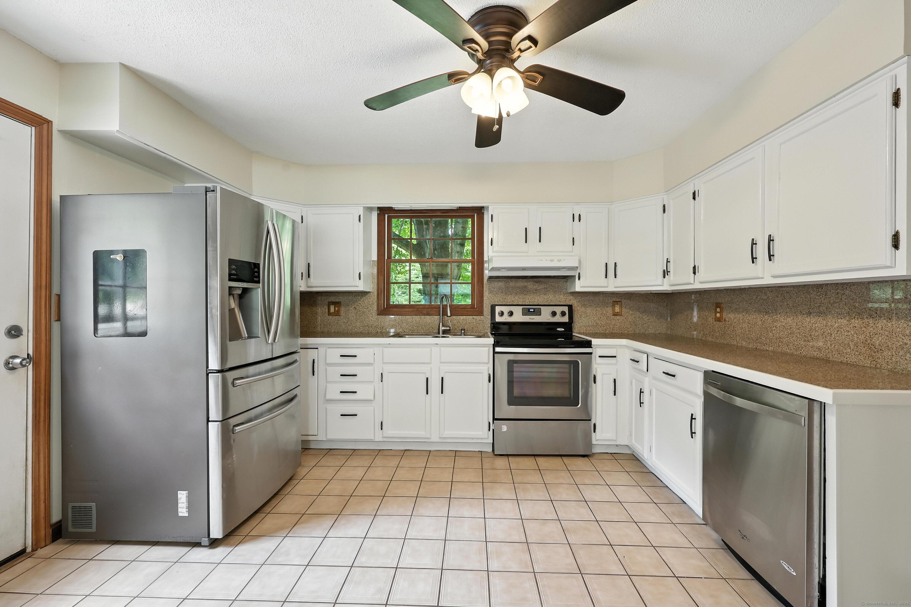 17 Hemlock Drive