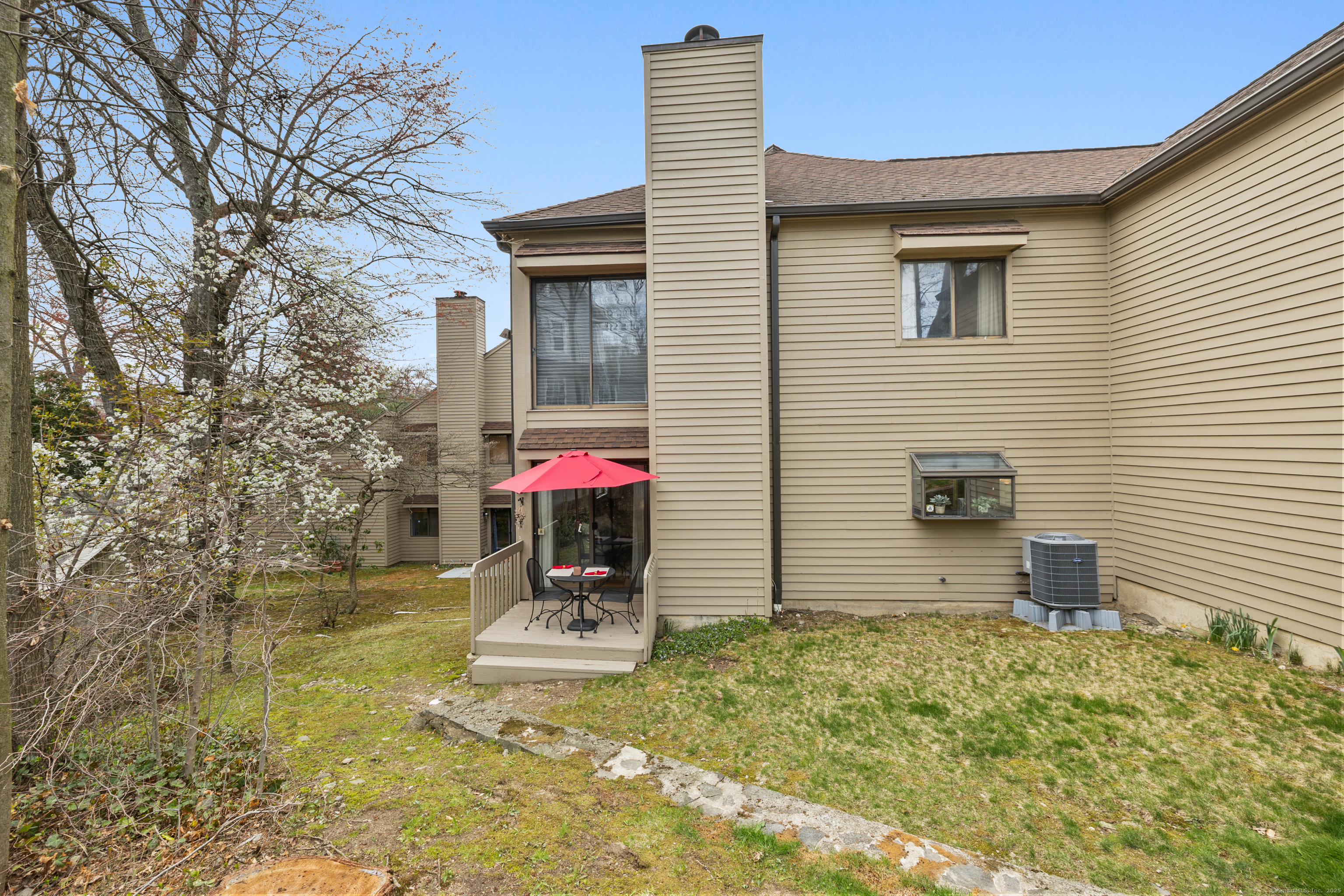 150 Hope Street #APT 16, Stamford, Connecticut image 25