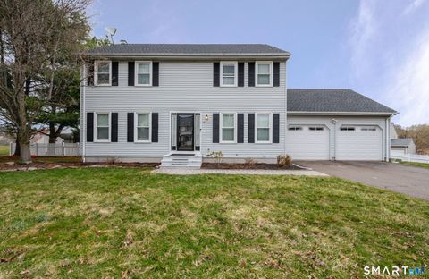 Photo of 10 Guarino Drive, Middletown, CT 06457 (MLS # 24163419)