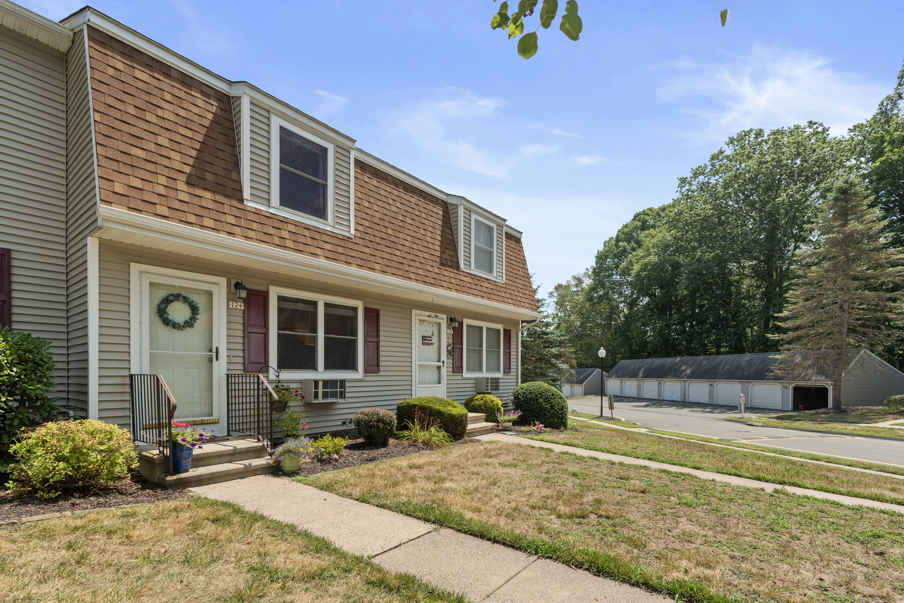 124 Brentwood Drive 124