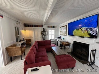 624 Vineyard Point Road