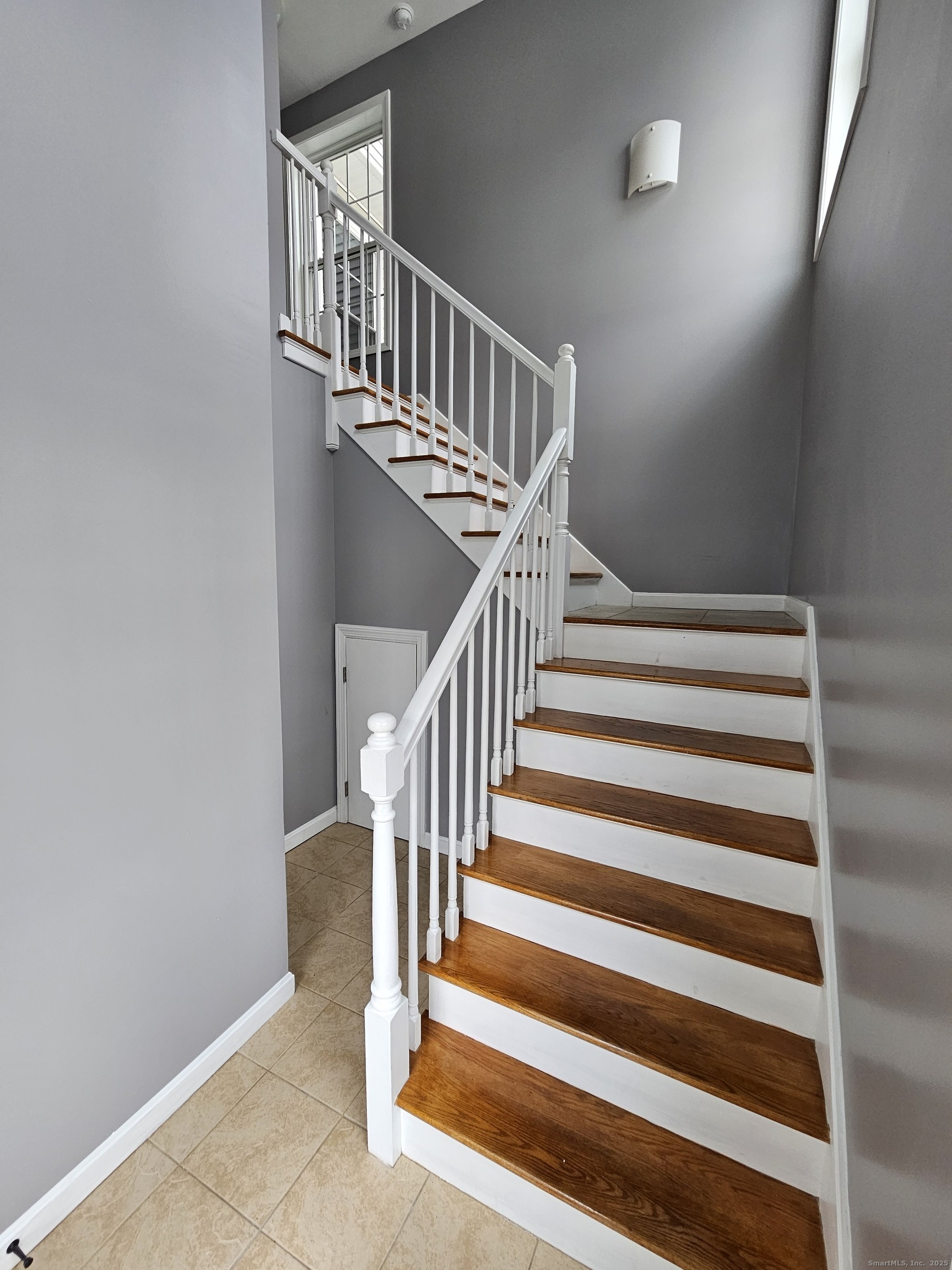 136 Meridian Street 110