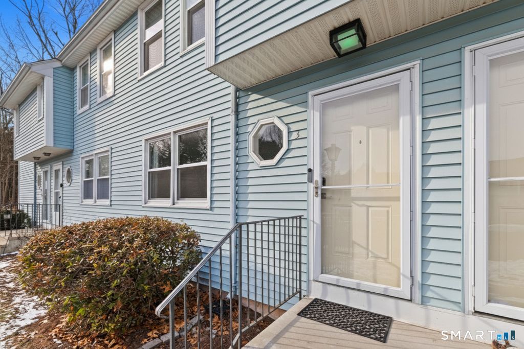 Photo of 1 Abbott Road #3, Ellington, CT 06029 (MLS # 24141573)