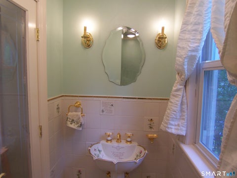 Tiny photo for 112 Fayerweather Terrace, Bridgeport, CT 06605 (MLS # 24204918)