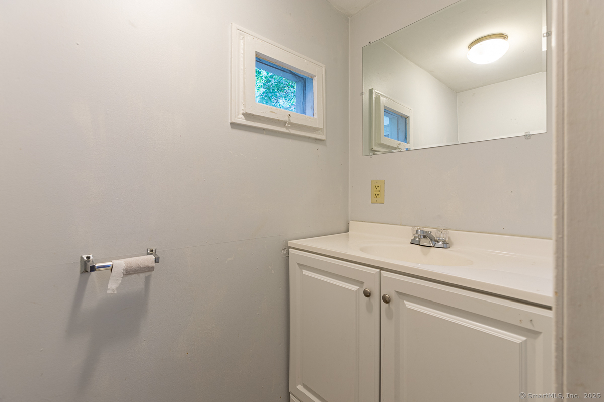 15 Tanner Avenue, Norwich, Connecticut image 9