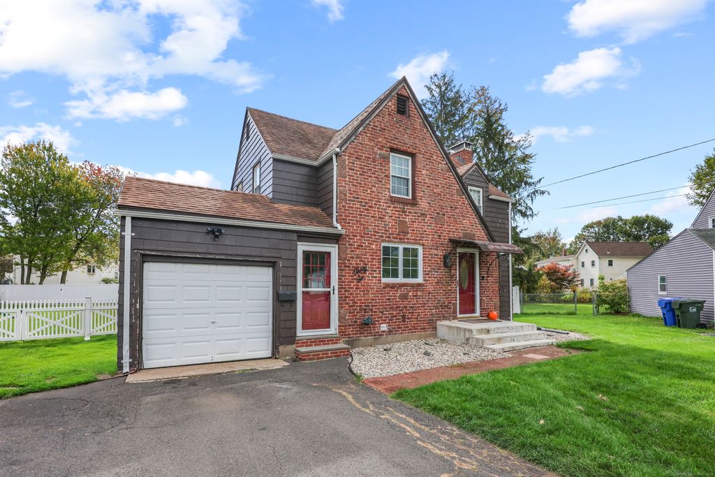 Photo of 36 Hartt Lane, Newington, CT 06111 (MLS # 24133112)