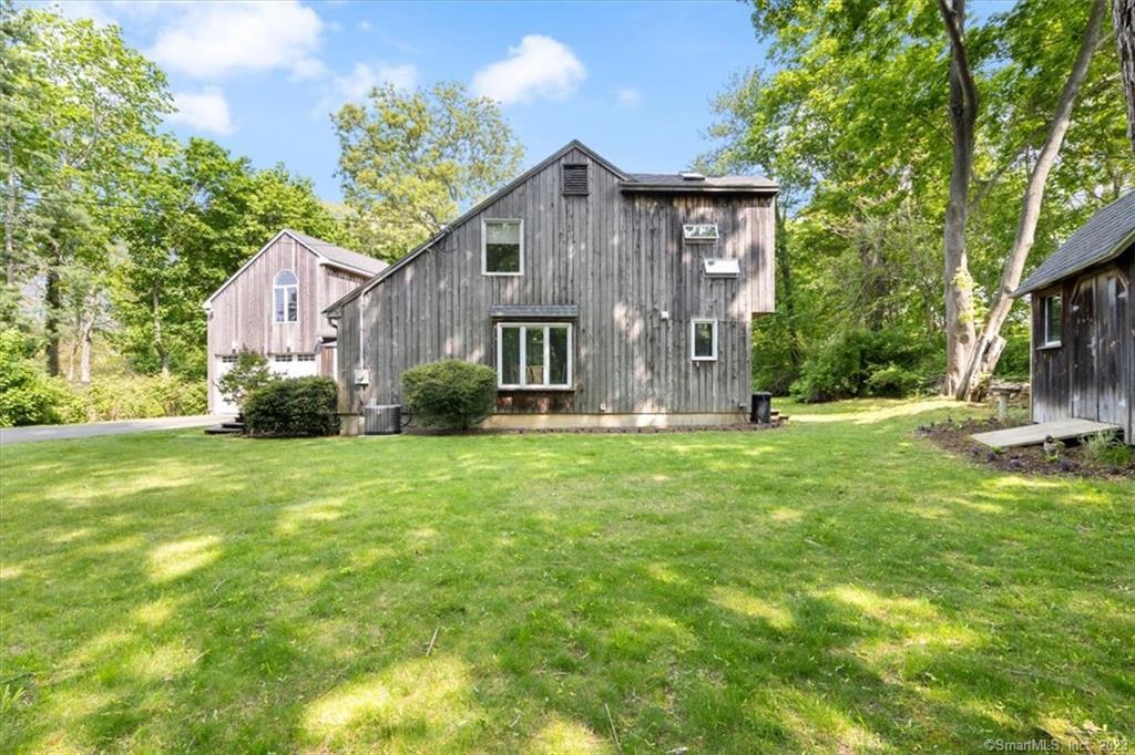 Photo 4 of 40 of 155 Old Boston Post Road house