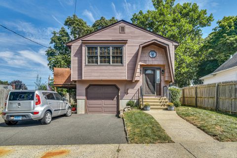 A home in West Haven