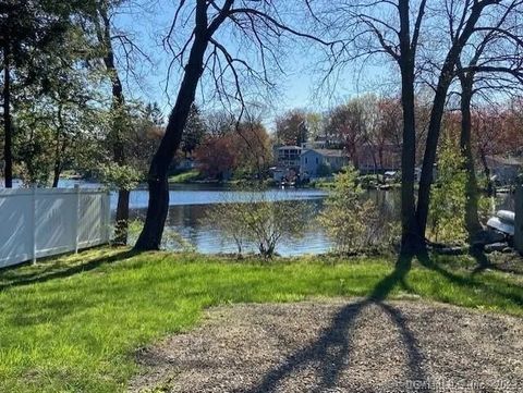 MLS: 24081262