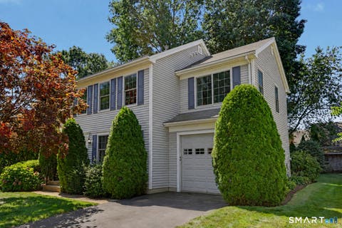 Photo of 52 Oak Ridge Lane, Milford, CT 06461 (MLS # 24200554)