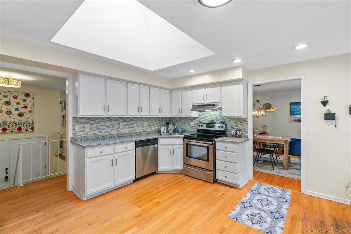 10 River Road, North Haven, Connecticut image 8