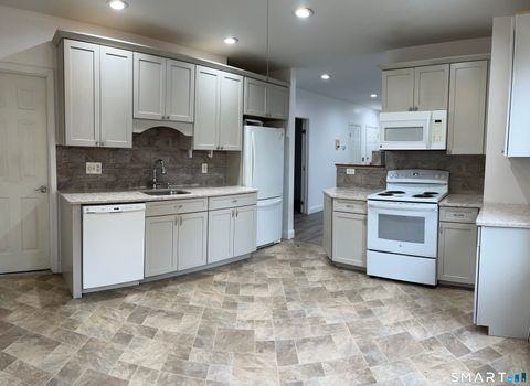 Tiny photo for 120 Maltby Street #1A, Shelton, CT 06484 (MLS # 24154203)