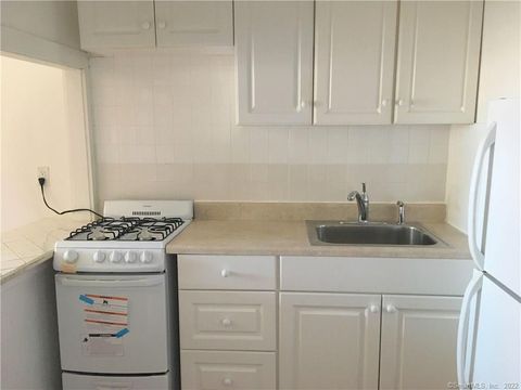 Tiny photo for 524 Whitney Avenue #3A, New Haven, CT 06511 (MLS # 24165216)