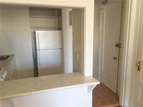 Tiny photo for 524 Whitney Avenue #3A, New Haven, CT 06511 (MLS # 24165216)