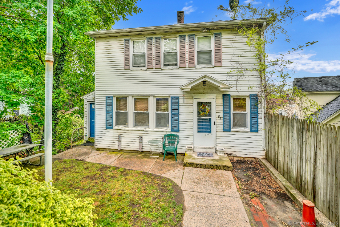 Property for Sale at Lexington Avenue, Waterbury, Connecticut - Bedrooms: 4 
Bathrooms: 3 
Rooms: 8  - $330,000