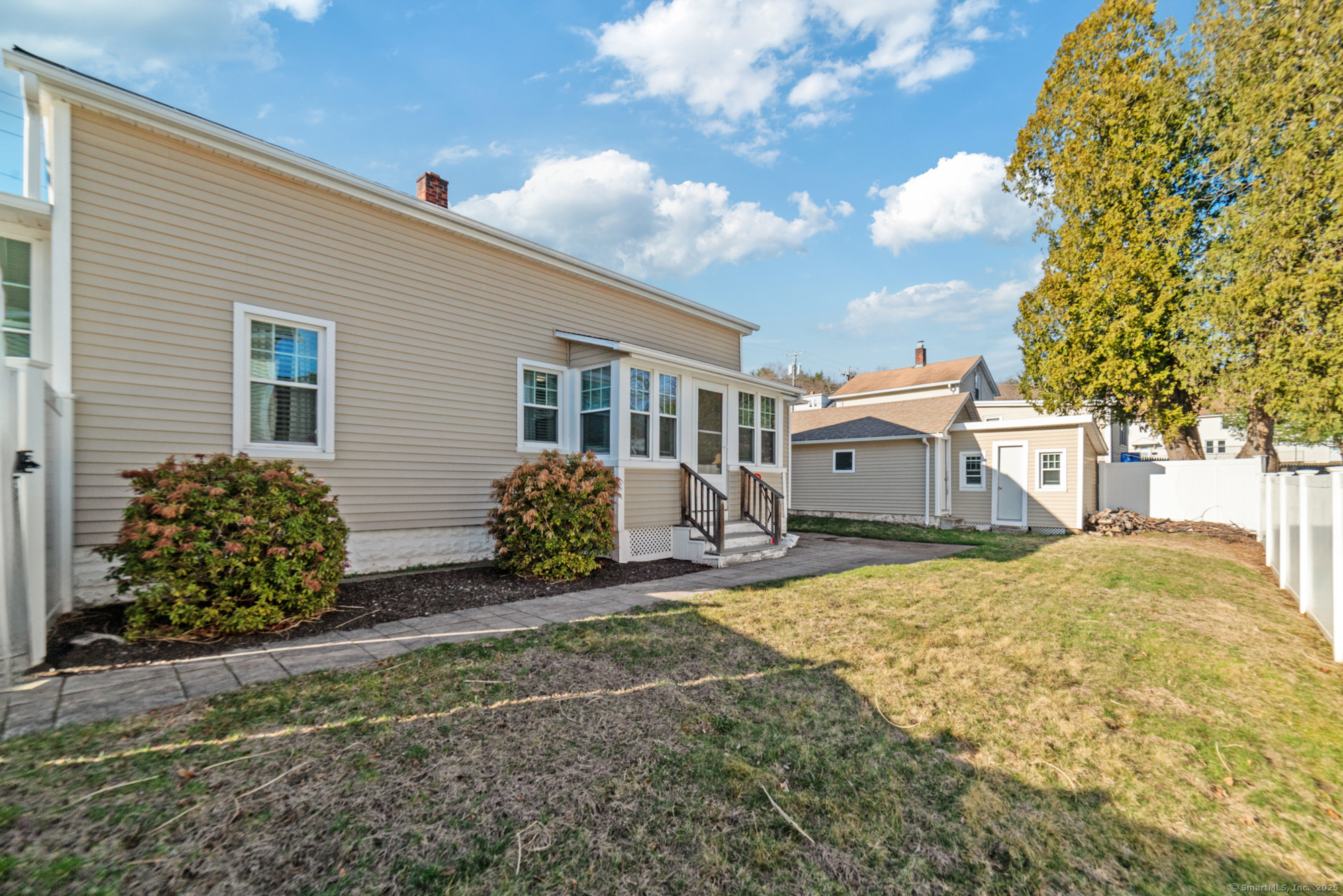 136 N Main Street, Beacon Falls, Connecticut image 28
