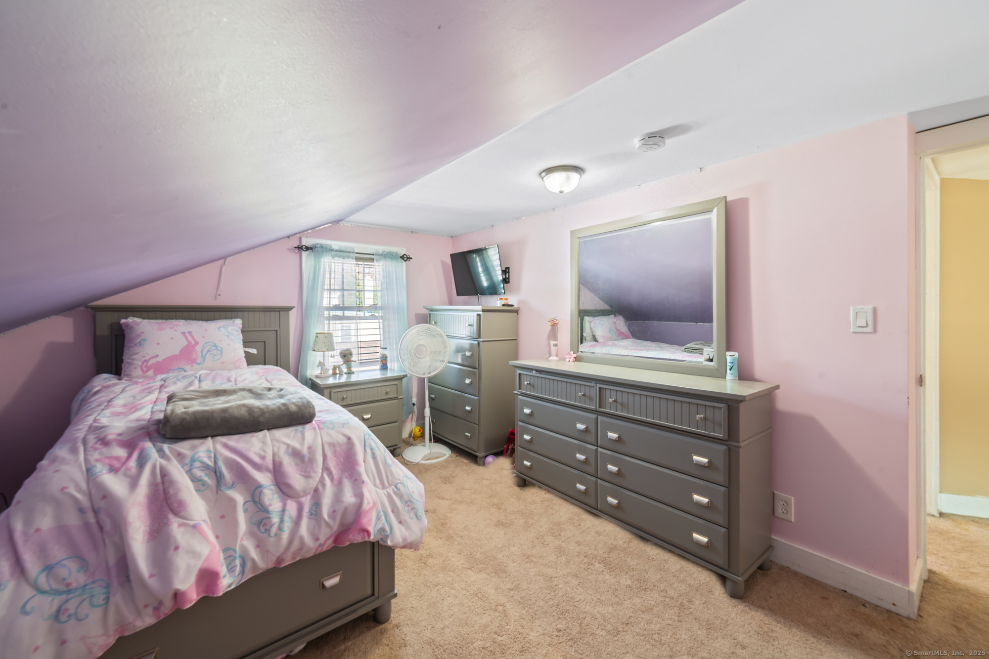 136 N Main Street, Beacon Falls, Connecticut image 24