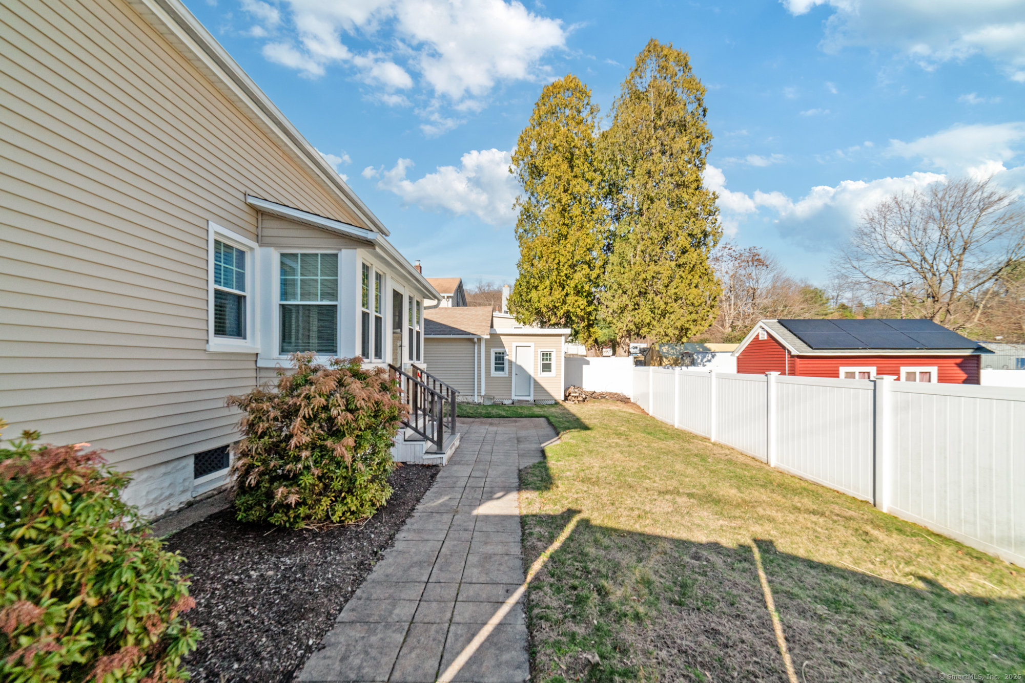 136 N Main Street, Beacon Falls, Connecticut image 27