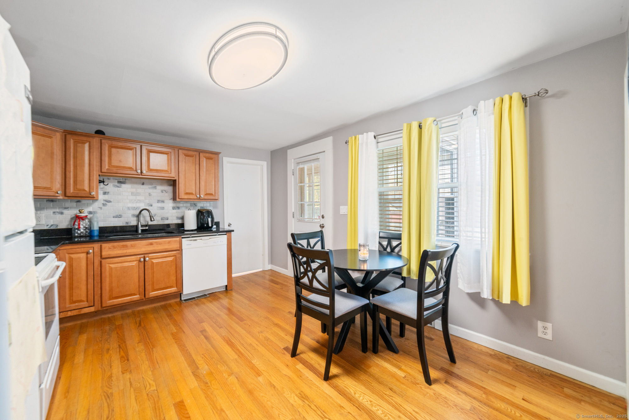 136 N Main Street, Beacon Falls, Connecticut image 16