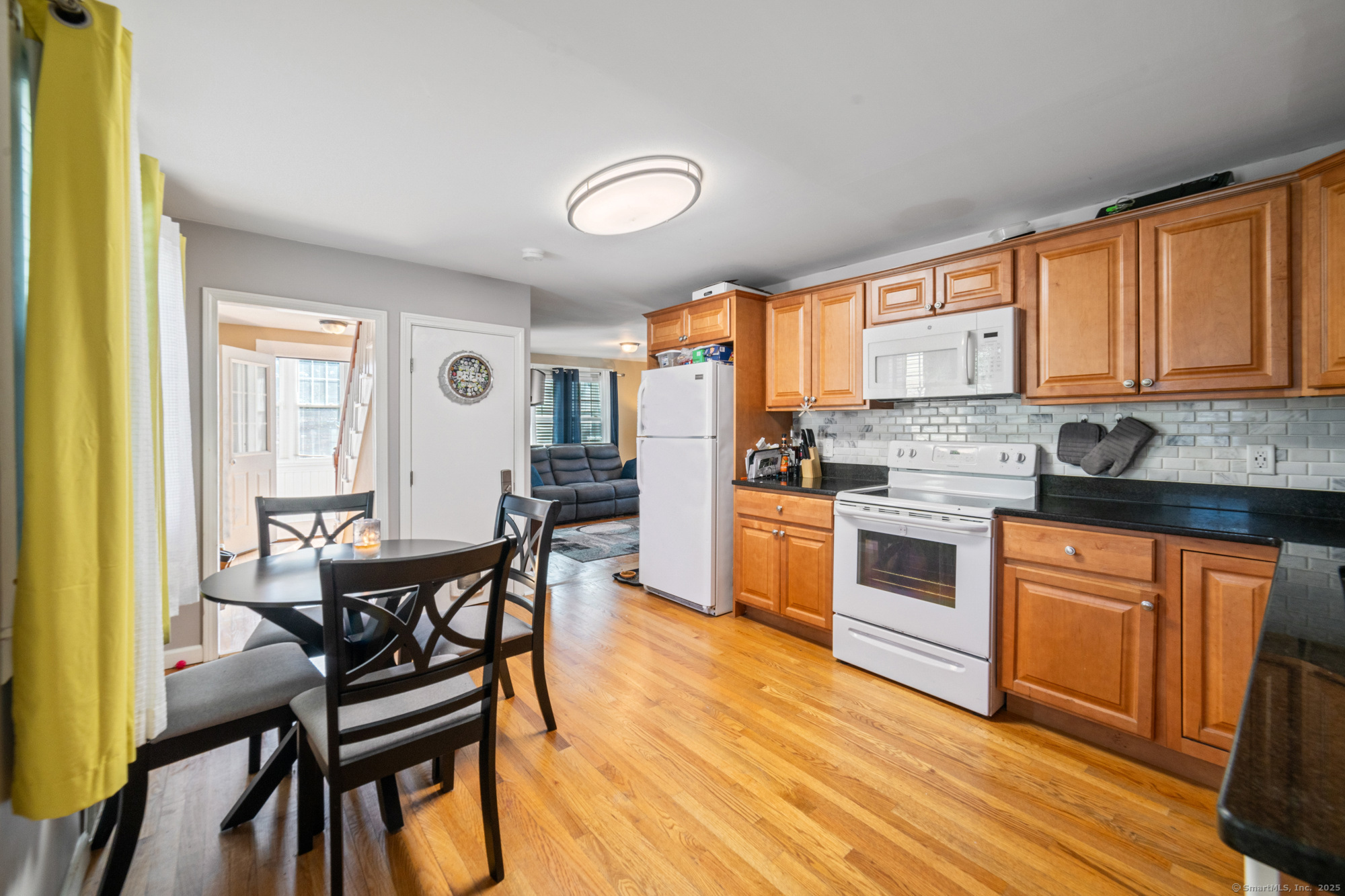 136 N Main Street, Beacon Falls, Connecticut image 19