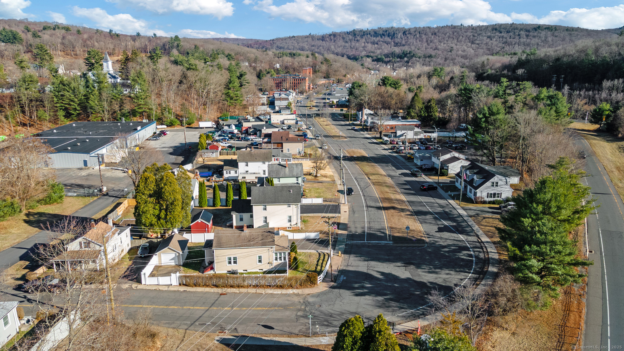 136 N Main Street, Beacon Falls, Connecticut image 37