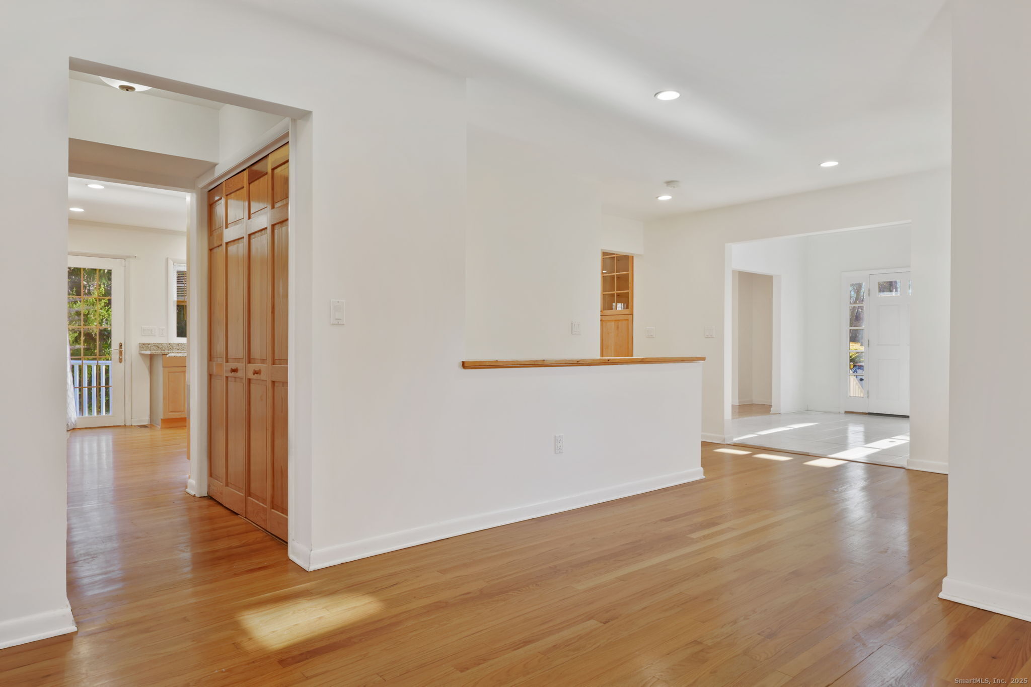 Greenwich, Connecticut 06870, United States, 4 Bedrooms Bedrooms, ,4 BathroomsBathrooms,Residential,Active,252709