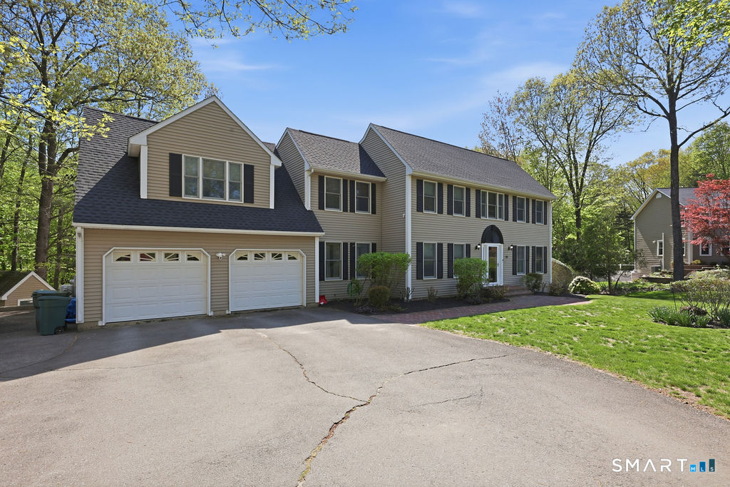 12 Forest Ridge Road