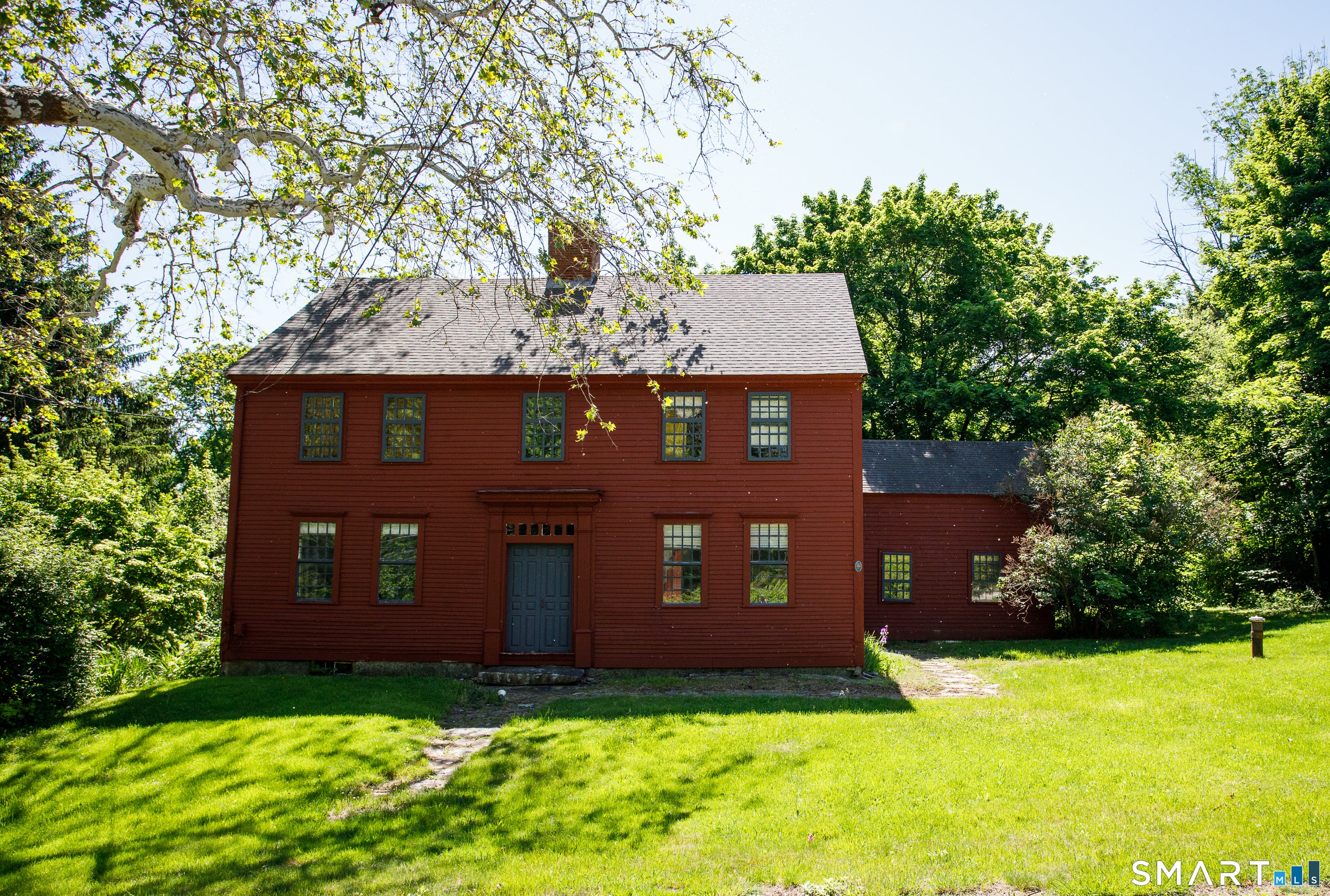 11 North Canterbury Road