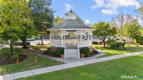 Tiny photo for 391 Reef Road #1A, Fairfield, CT 06824 (MLS # 24150337)