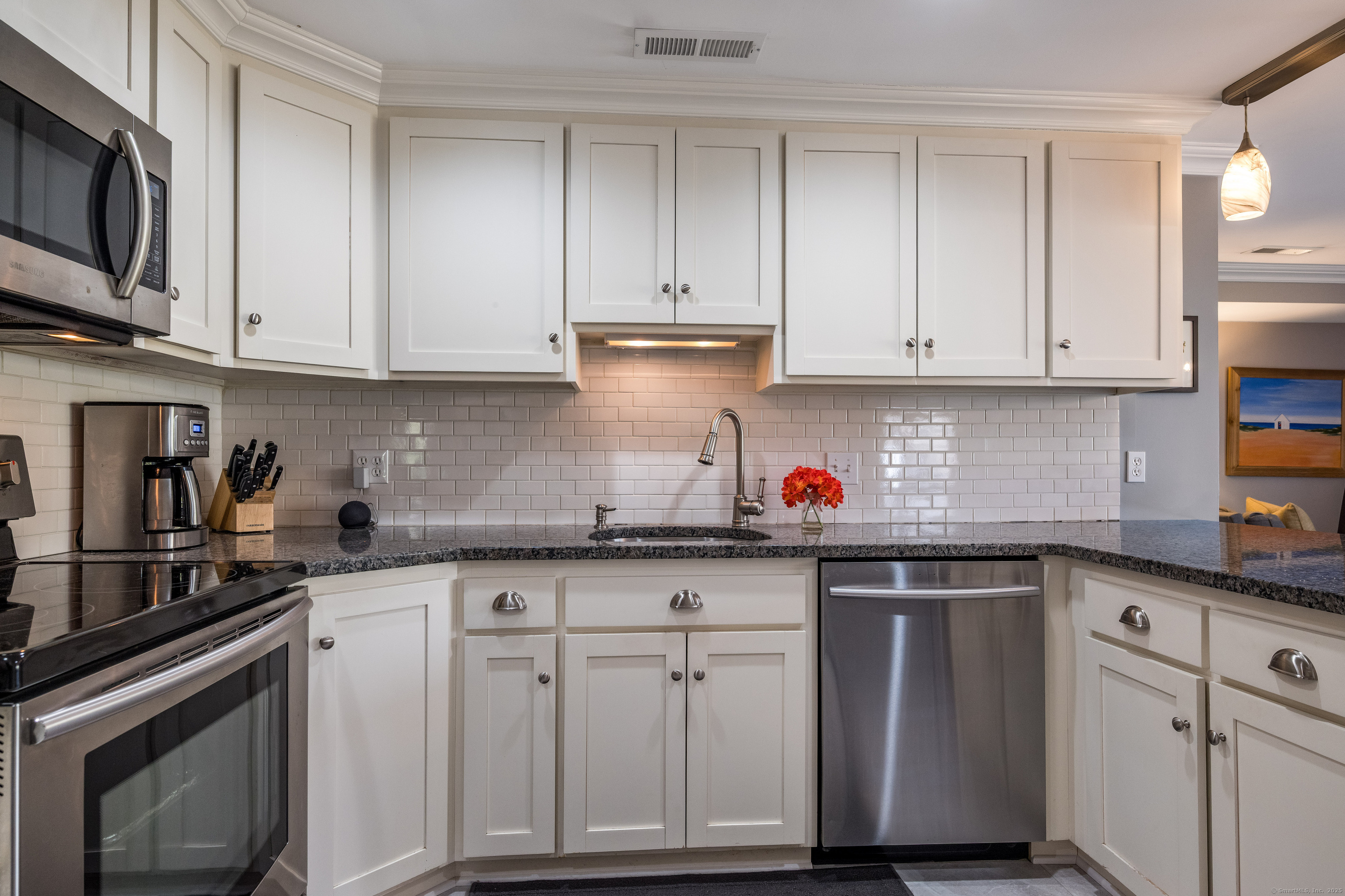139 Five Fields Road, Madison, Connecticut image 9