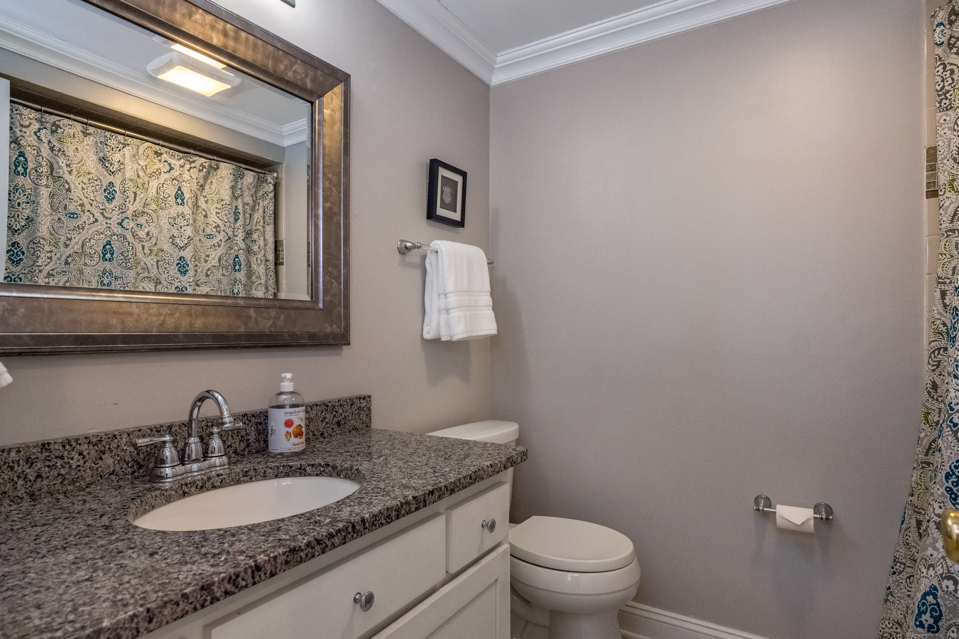 139 Five Fields Road, Madison, Connecticut image 24