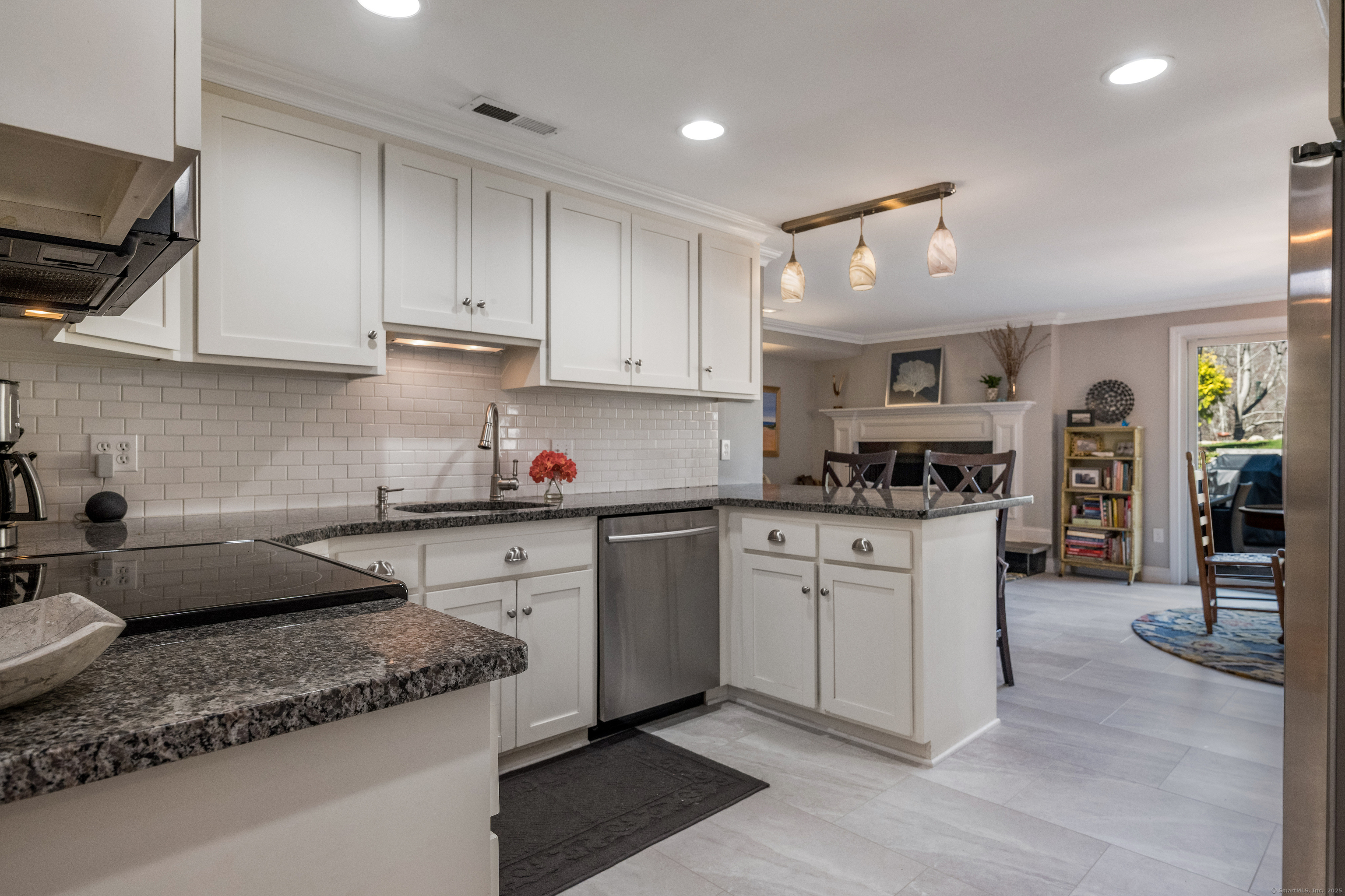 139 Five Fields Road, Madison, Connecticut image 8