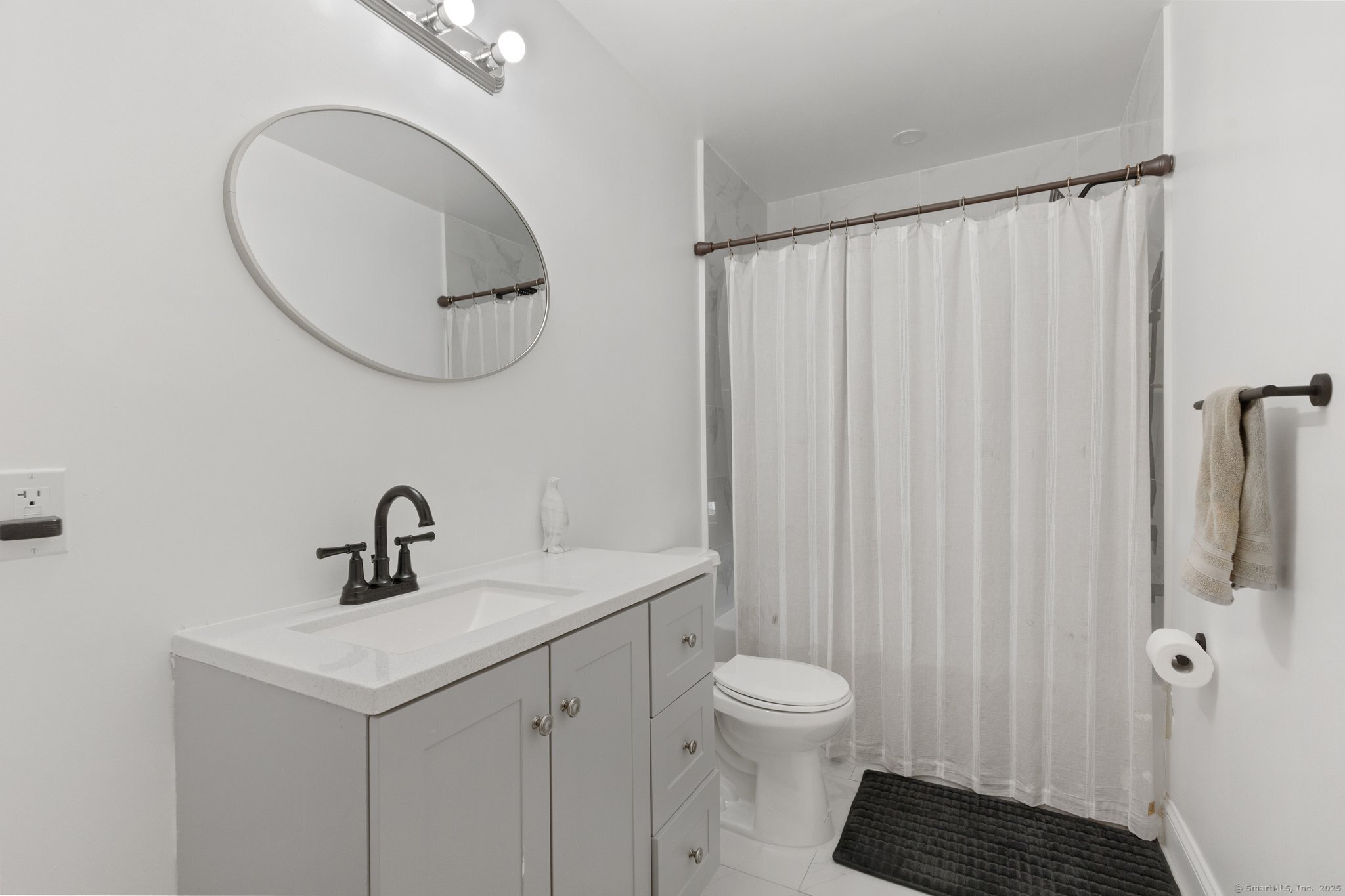 Stamford, Connecticut 06906, United States, 8 Bedrooms Bedrooms, ,9 BathroomsBathrooms,Residential,Active,226695