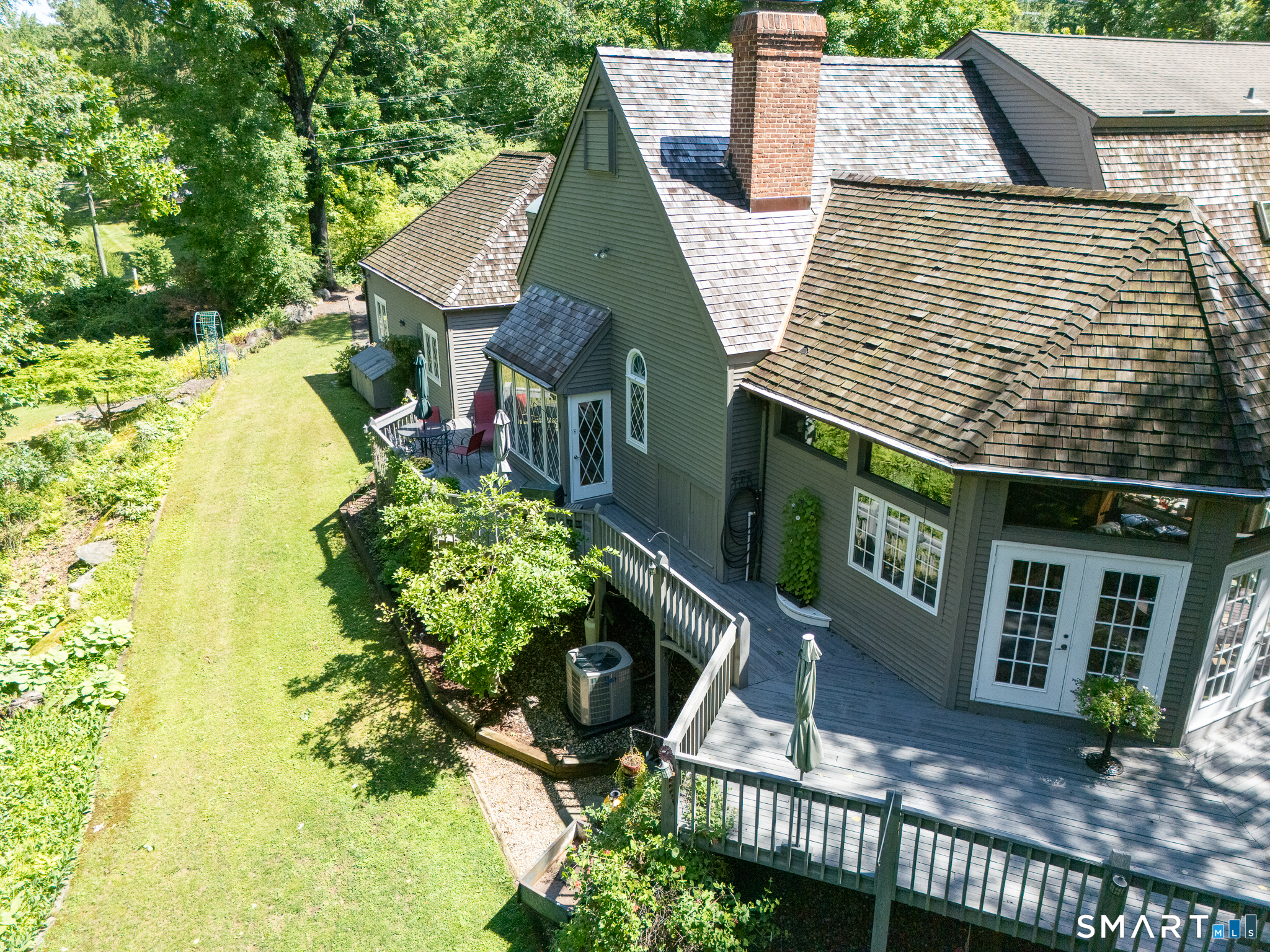 82 Taunton Hill Road