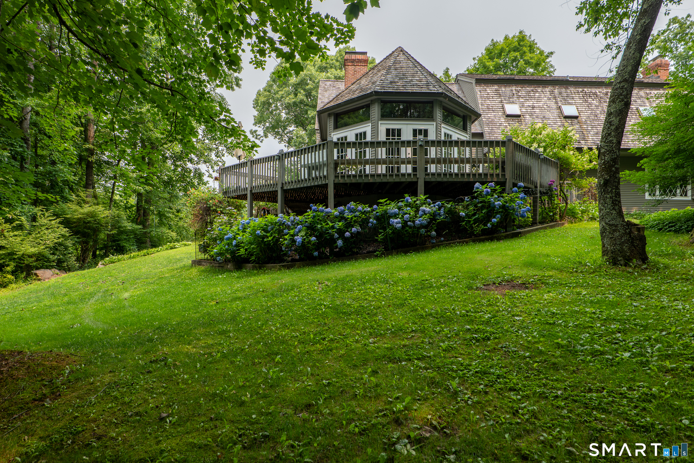 82 Taunton Hill Road