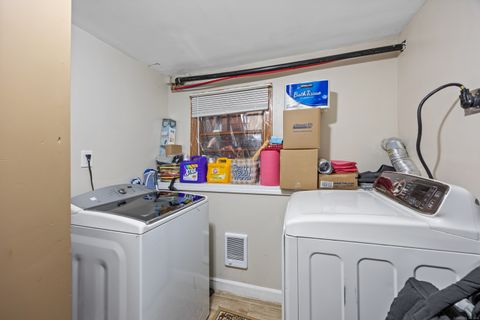 Tiny photo for 47 Regal Court, Waterbury, CT 06705 (MLS # 24137986)