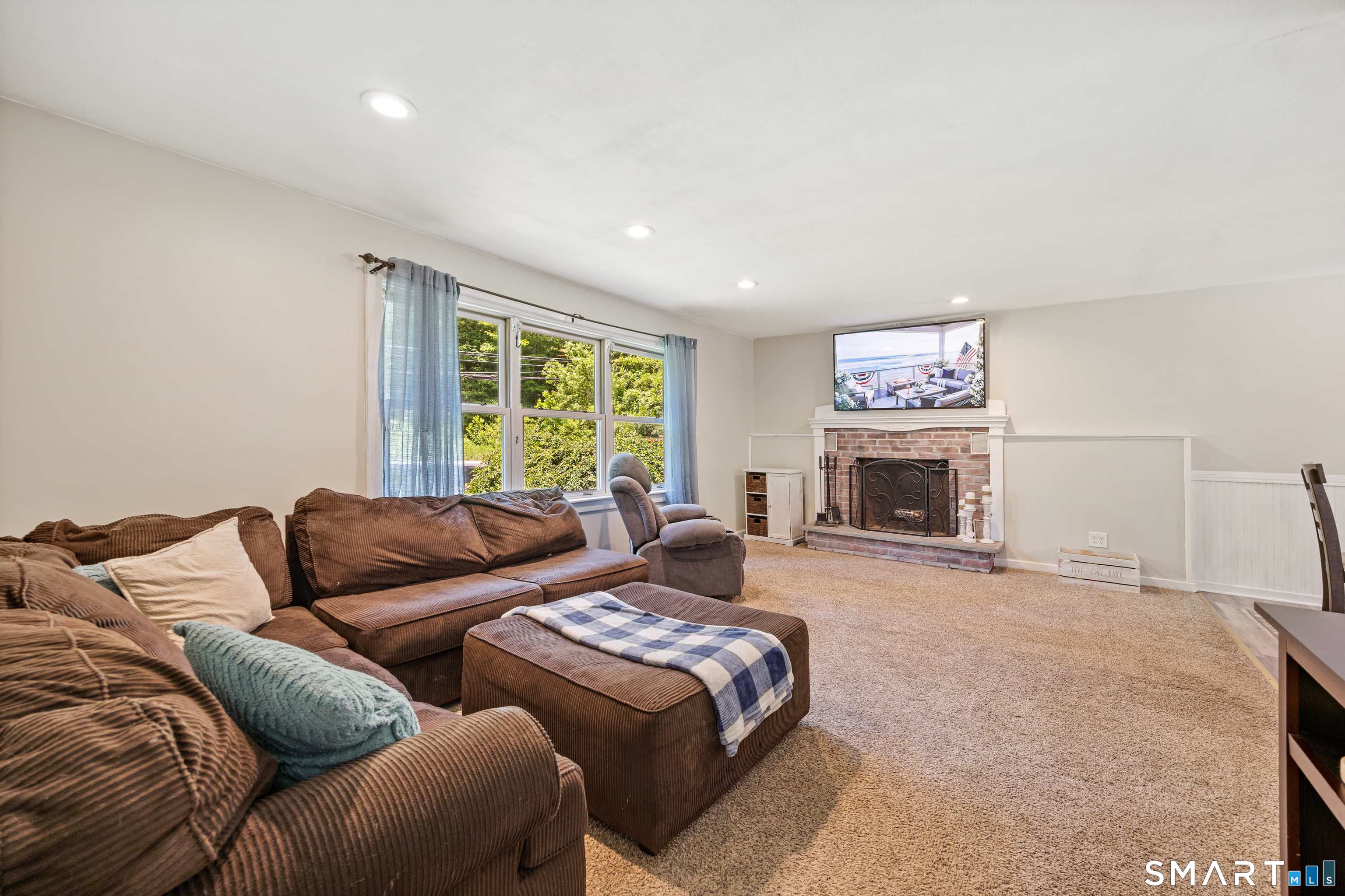 936 South Meriden Road
