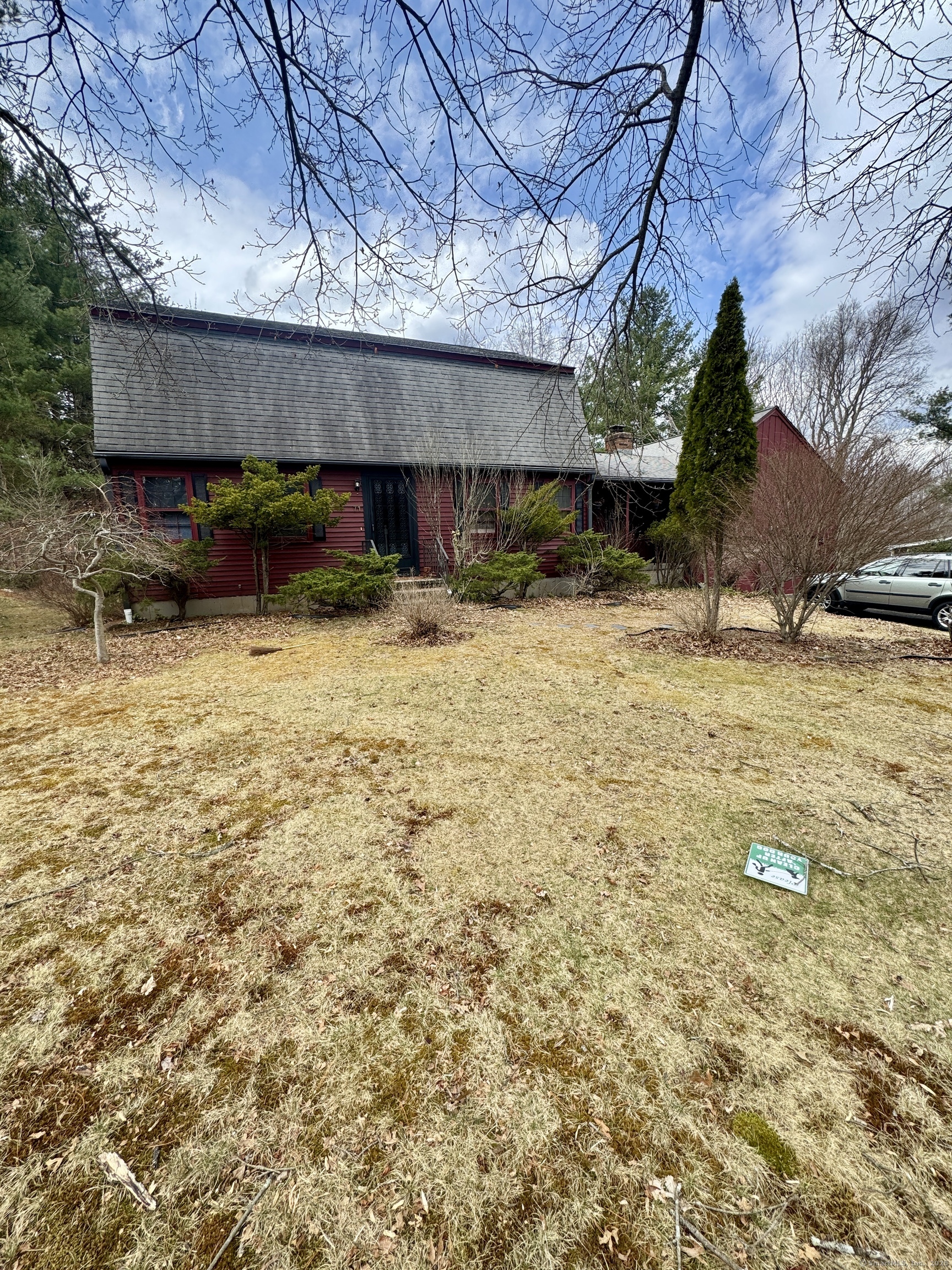 71 Guinevere Ridge, Cheshire, Connecticut image 1