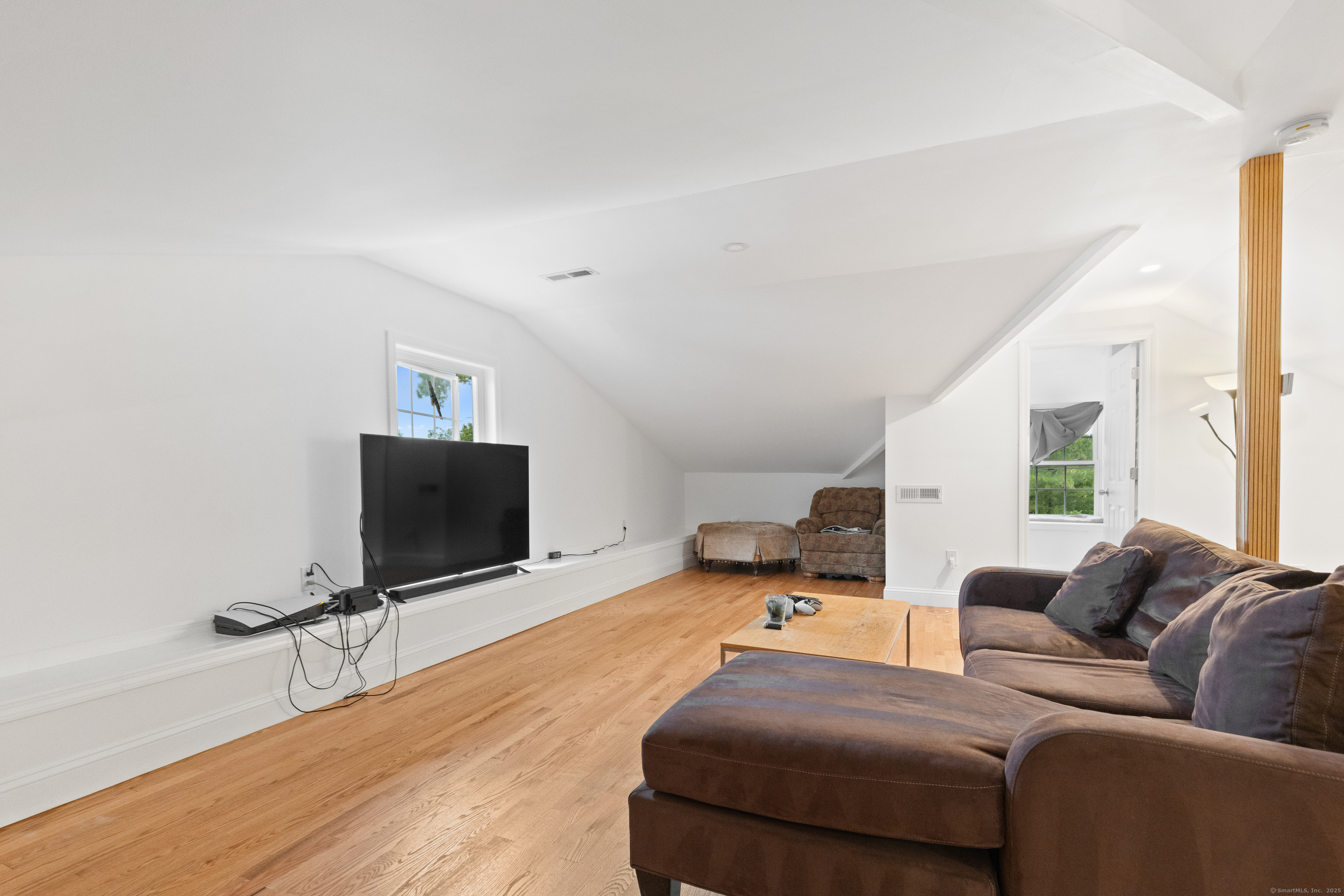 Stamford, Connecticut 06906, United States, 4 Bedrooms Bedrooms, ,4 BathroomsBathrooms,Residential,Active,156759