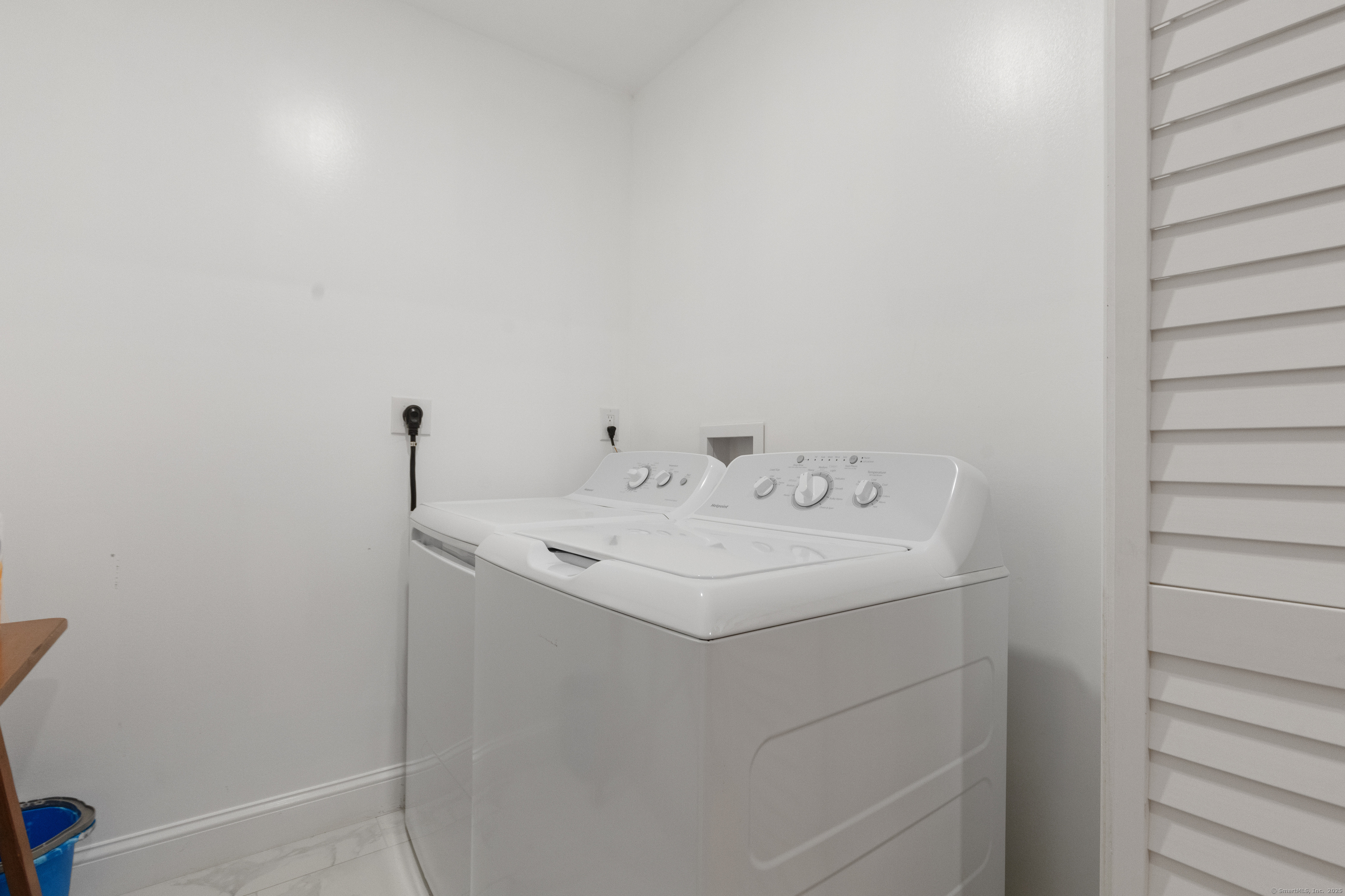 Stamford, Connecticut 06906, United States, 4 Bedrooms Bedrooms, ,4 BathroomsBathrooms,Residential,Active,156759