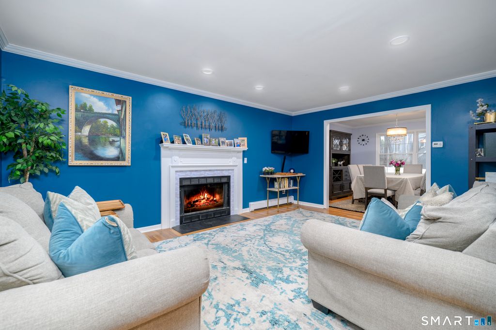 Photo of 408 Strawberry Hill Avenue, Stamford, CT 06902 (MLS # 24159236)