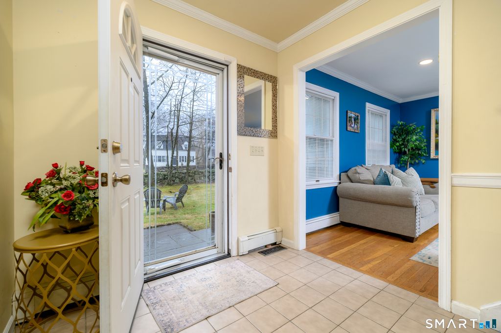 Photo of 408 Strawberry Hill Avenue, Stamford, CT 06902 (MLS # 24159236)