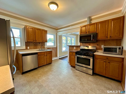 Photo of 9 Park Street #2nd Floor, West Haven, CT 06516 (MLS # 24210027)