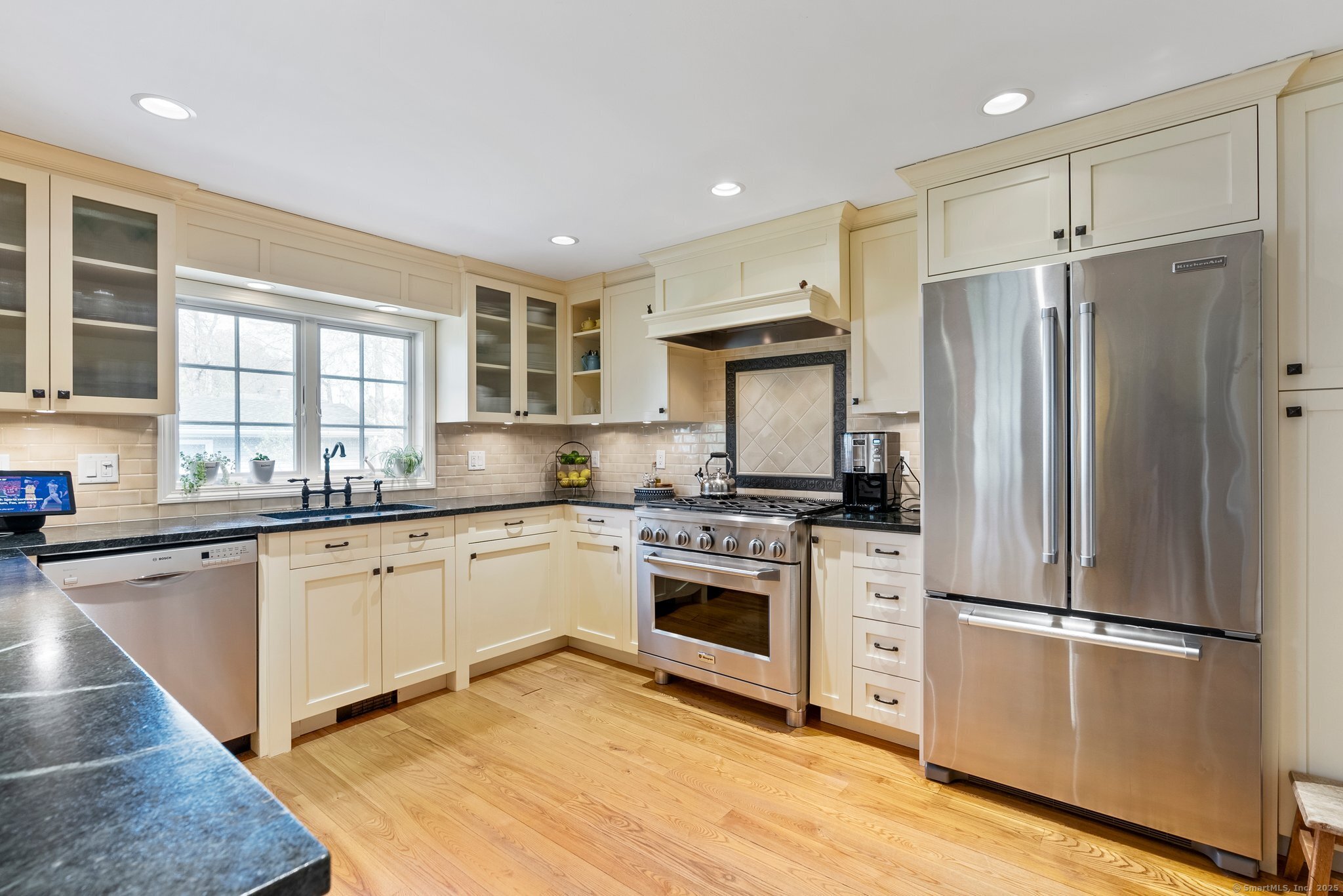 310 Auburn Road, West Hartford, Connecticut image 11