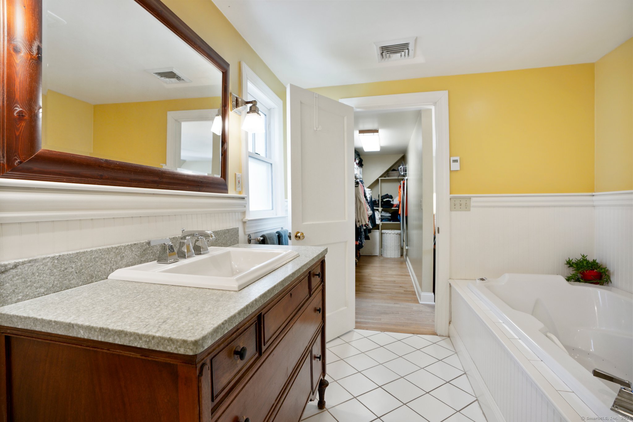 310 Auburn Road, West Hartford, Connecticut image 22