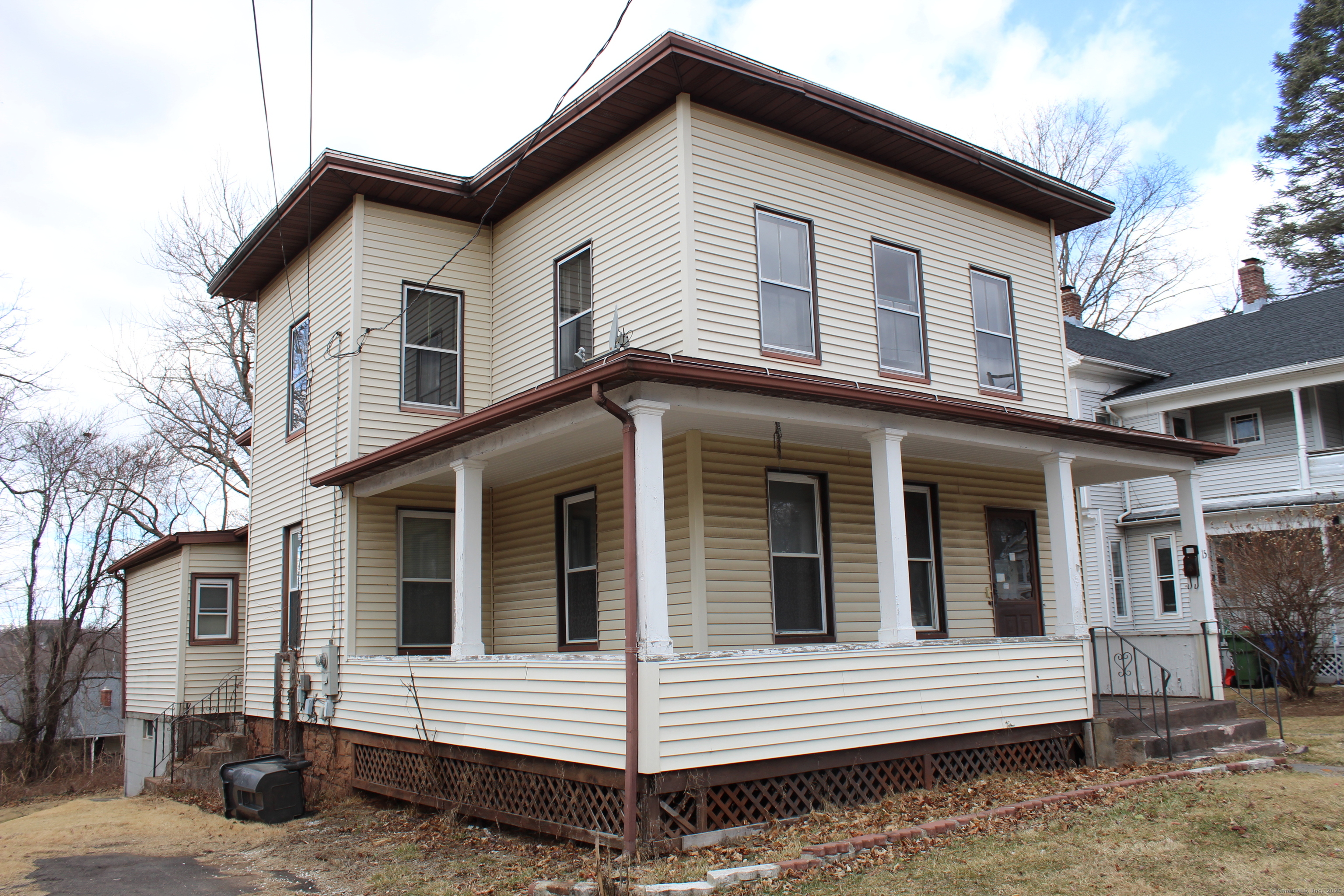 Property for Sale at Wall Street, Middletown, Connecticut - Bedrooms: 4 
Bathrooms: 2 
Rooms: 8  - $255,000